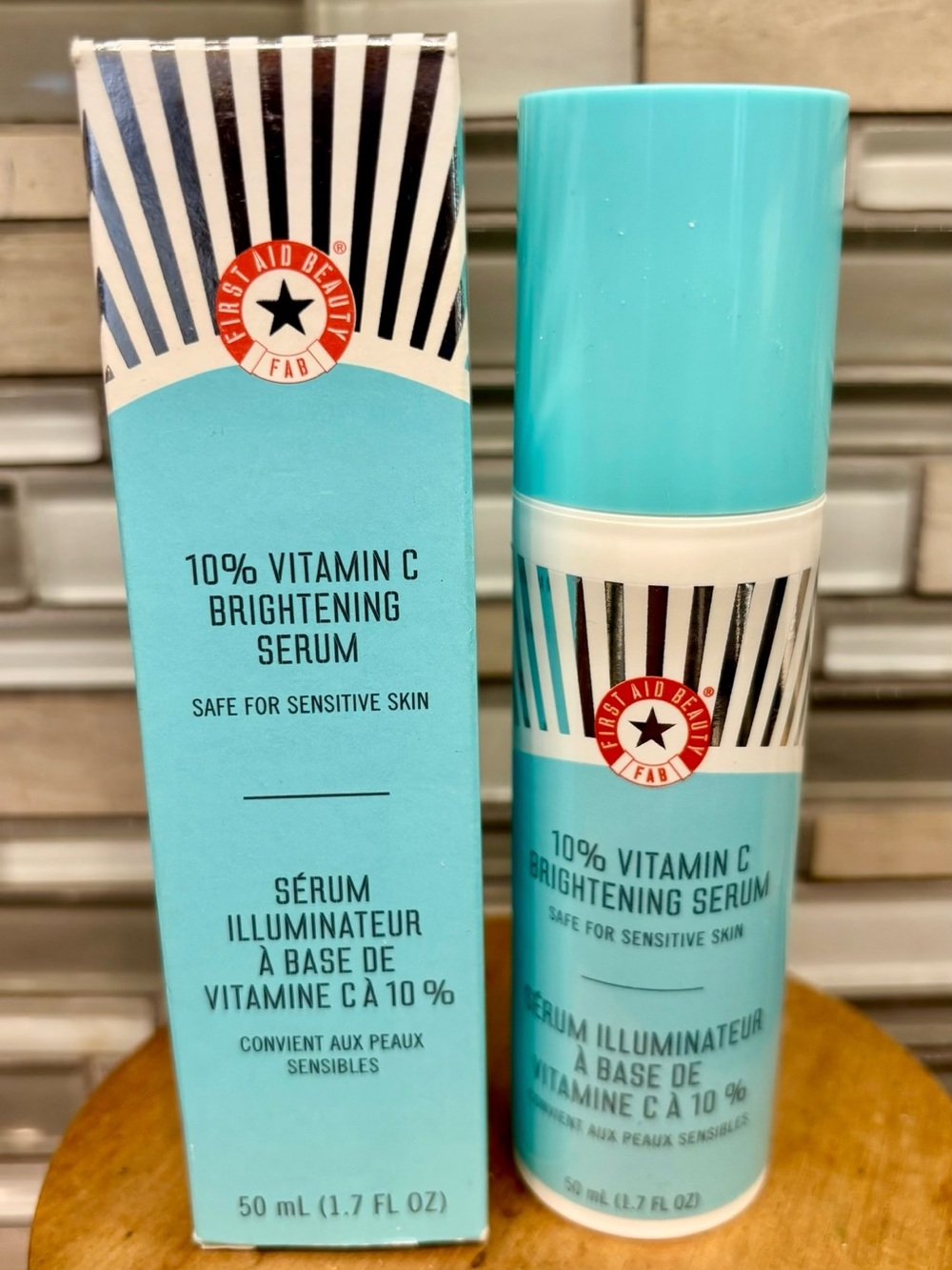First Aid Beauty 10% Vitamin C Brightening Serum NEW